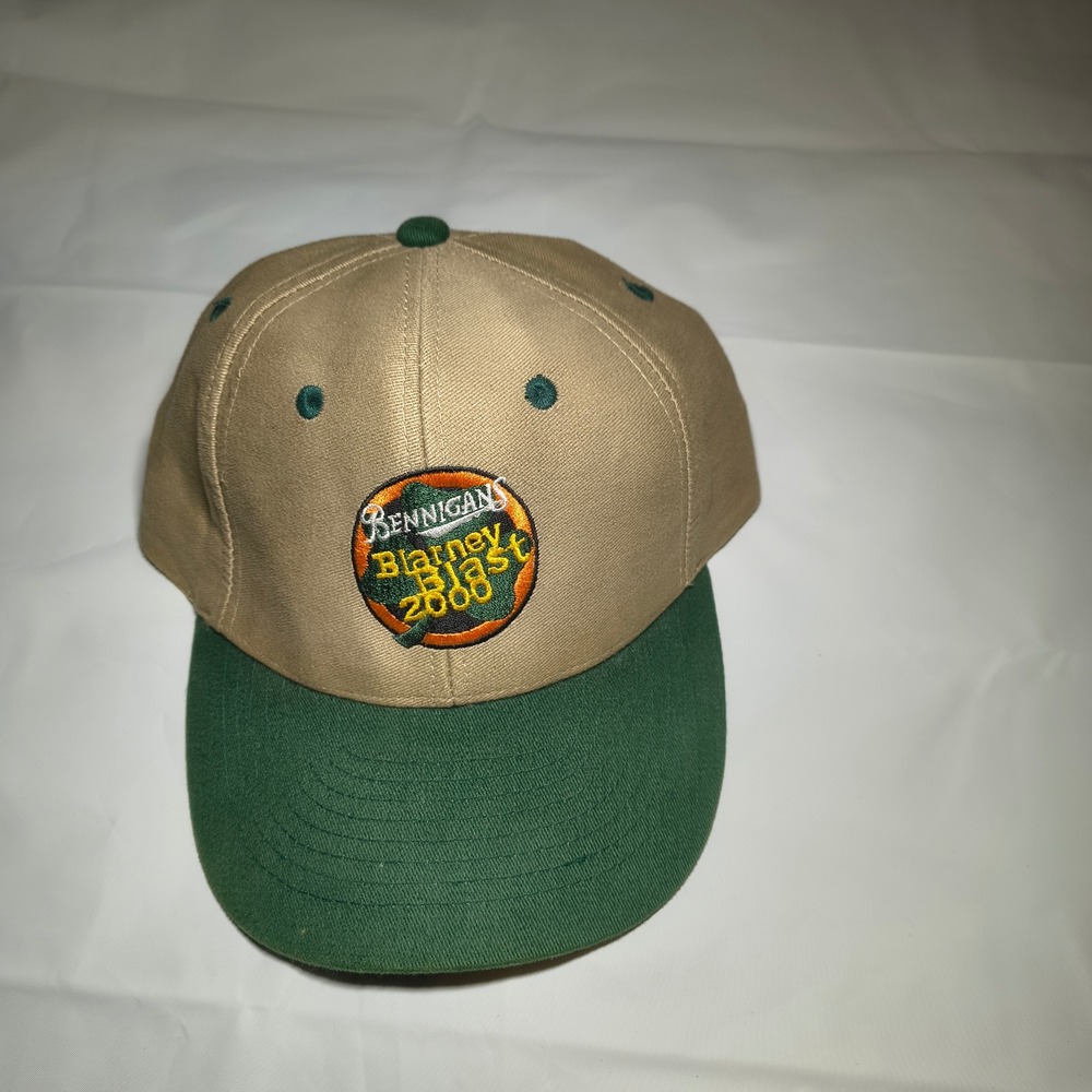 Vintage‎ Bennigans Blarney Blast 2000 Hat Tan Green St Patricks Day Promo Cap